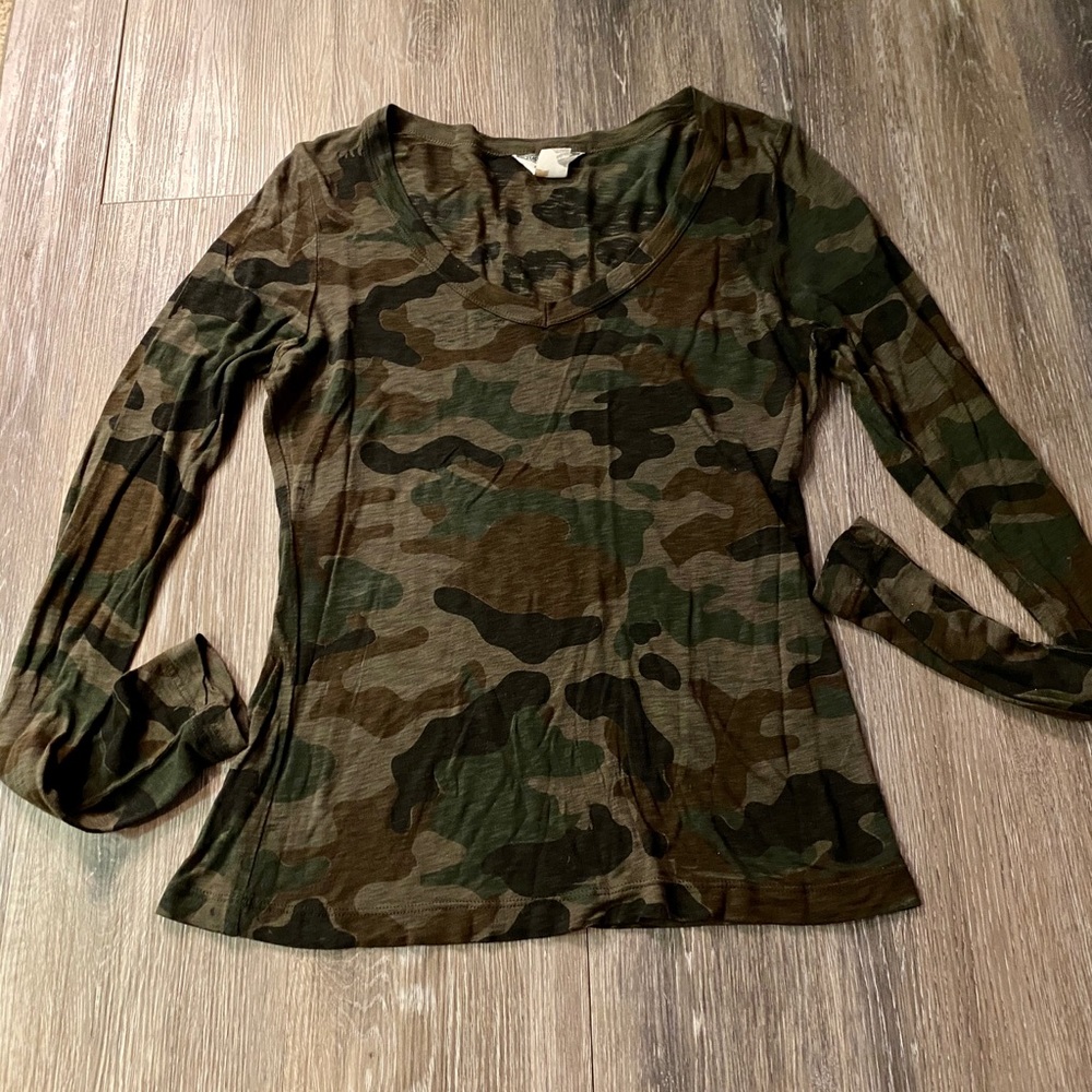 Hard Tail Forever Camo Long Sleeved Vneck Slub T